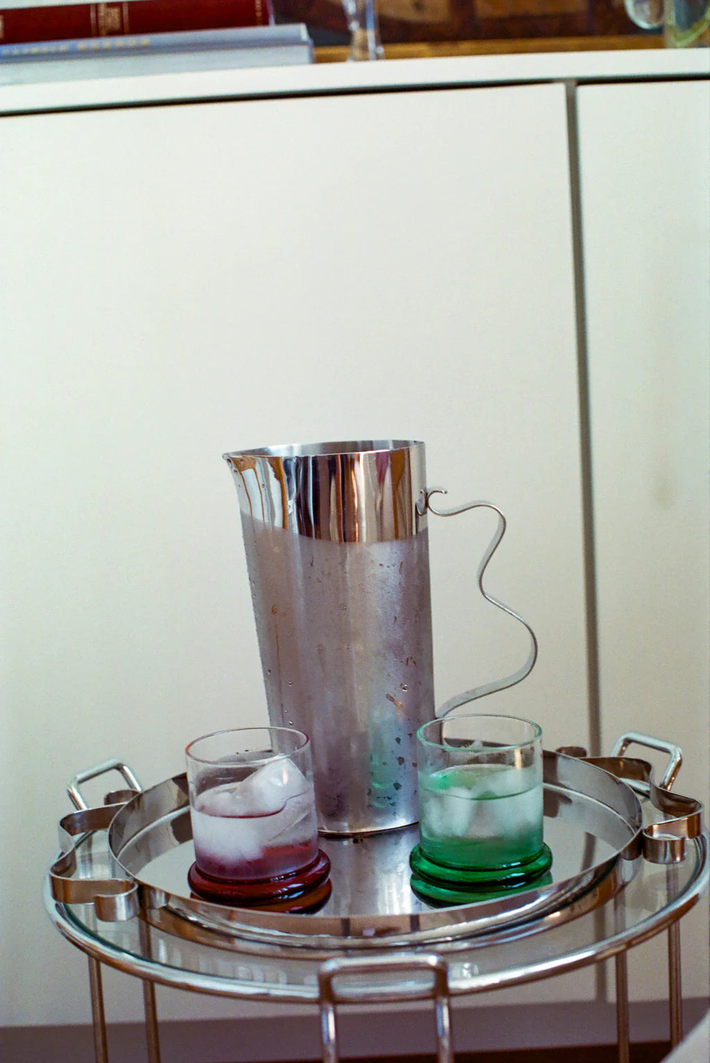 Squiggle Pitcher